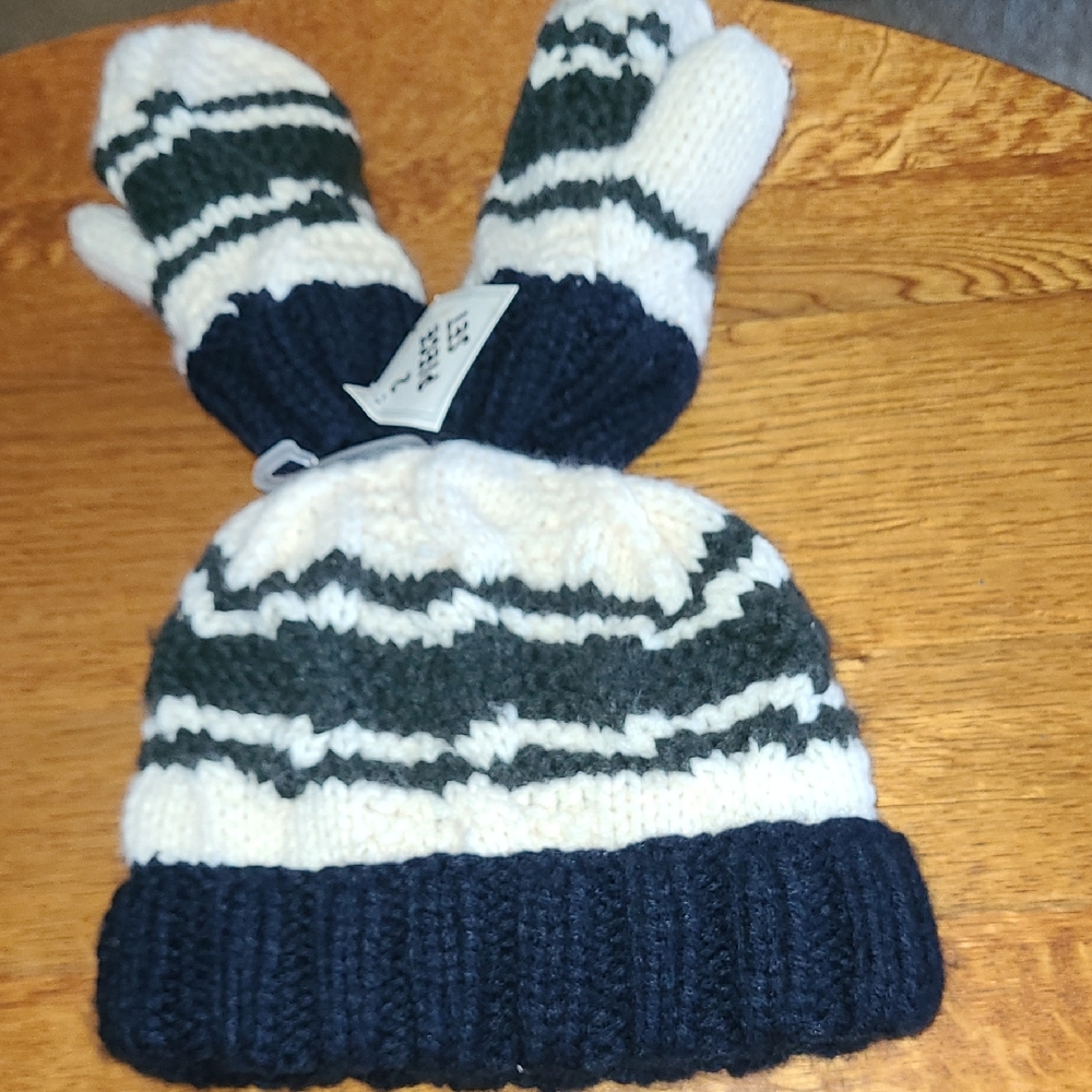 Babt Boy Knit Hat and Mittens Set - Navy and Cream